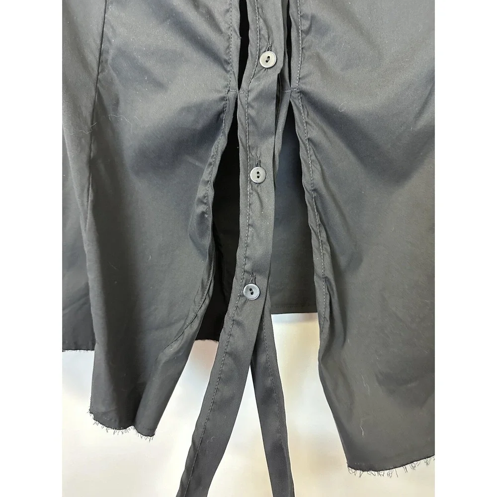 Masnada Women's Vented‎ Button Up Long Sleeve Top         9.5